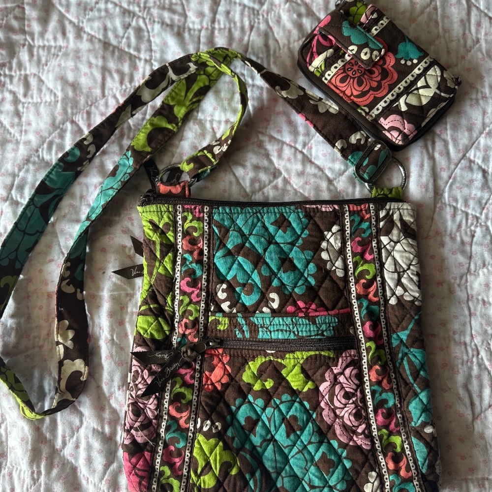 Vera Bradley Crossbody Hobo purse and wallet